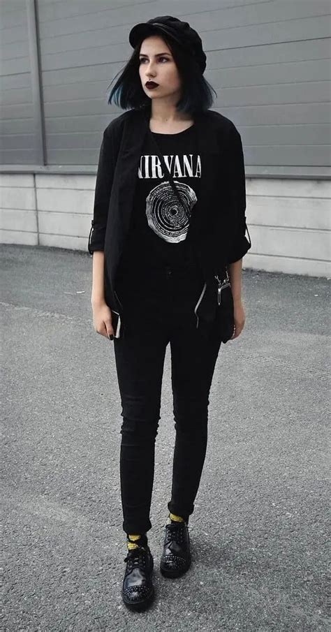 36 Black Outfits Ideas Worth Checking Out Ninja Cosmico Goth Fashion