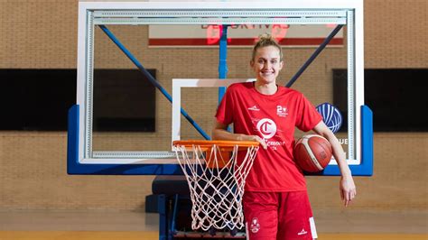 Leo Fiebich MVP de la Liga Femenina por segundo año consecutivo Es