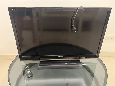 Sharp LCD Color TV Model LC 32LE340M TV Home Appliances TV