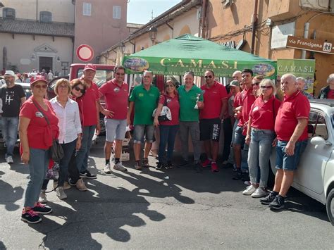 Velletri Il Raduno Di Auto D Epoca Del Club Camasi In Occasione Della