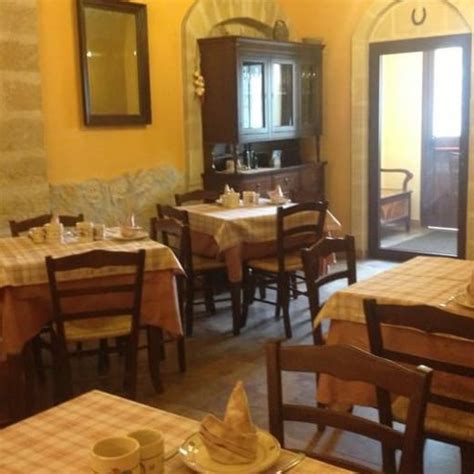 Restaurante Osteria Sant Agostino En Gravina In Puglia Men