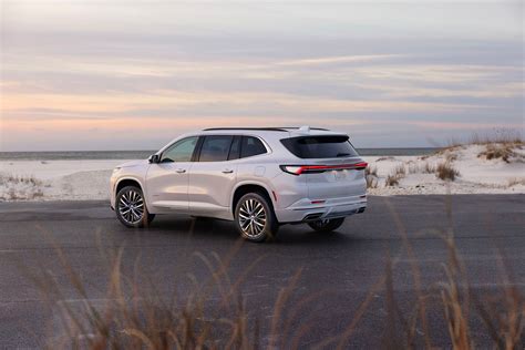 2025 Buick Enclave First Look Capital One Auto Navigator