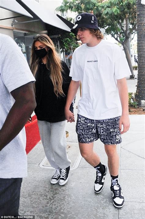 The Kid Laroi holds hands with his TikTok star girlfriend in Beverly ...