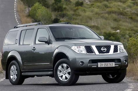 Fiche Technique Nissan Pathfinder 2 5 DCi 2008