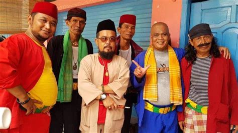 Teks Pantun Palang Pintu Tradisi Pernikahan Suku Betawi Lengkap Dari