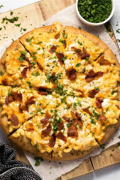 20 Minute Mac And Cheese Pizza Midwest Foodie