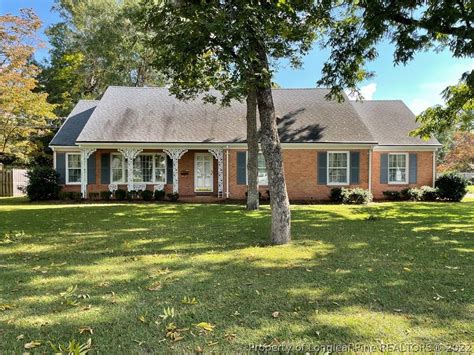 510 N Main St, Raeford, NC 28376 - See Est. Value, Schools & More