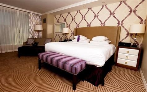 Suites & Rooms at Harrah's New Orleans Casino, Louisiana