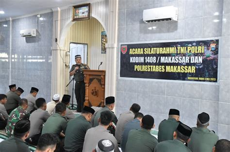 Tni Polri Eratkan Sinergitas Dan Jaga Kamtibmas Dengan Salat Dzuhur