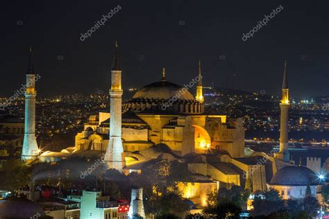 Mezquita, Catedral y Museo Santa Sof a en el centro hist rico de ...