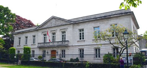 Touring The Hague, Holland