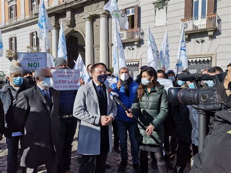 Confesercenti Campania Federnoleggio Milioni Bruciati In Un Anno