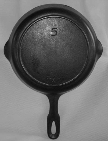 Unmarked Cast Iron Cookware Identification The Cast Iron Collector