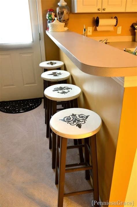 Furniture Redo Stool Makeover Diy Stenciled Stools Stool Makeover