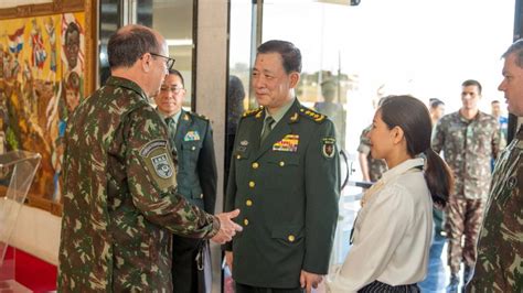 Ex Rcito Brasileiro Recebe Comitiva Militar Da China