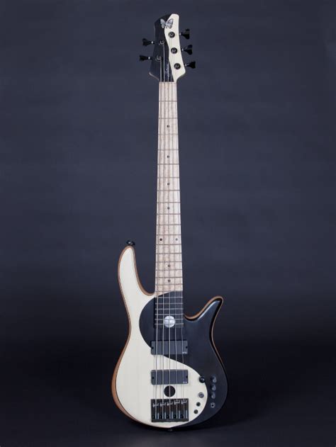 Fodera Victor Wooten Yin Yang Deluxe Bass Stuff