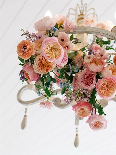 Trend Alert Hanging Installations David Austin Wedding And Event Roses