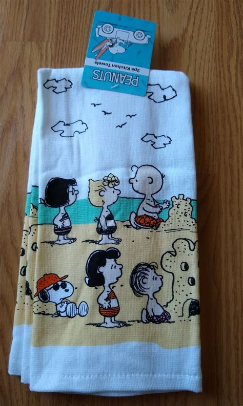 Peanuts Snoopy Kitchen Towels 2 Pack Beach Sand Castle Summer Hand Dish