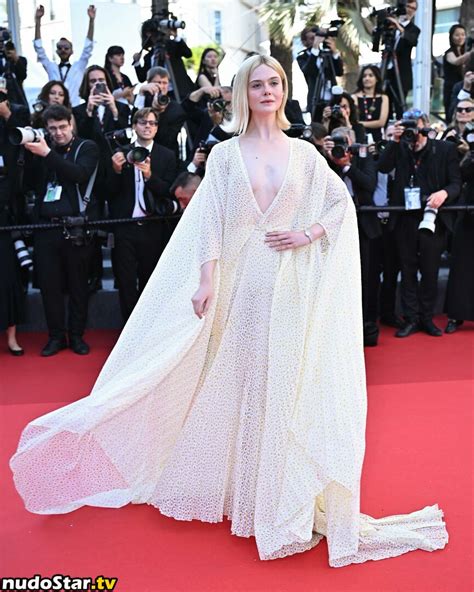 Elle Fanning Ellefanning Nude OnlyFans Photo Nudostar TV