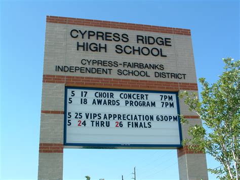 Cy-Ridge High School Classmates Website