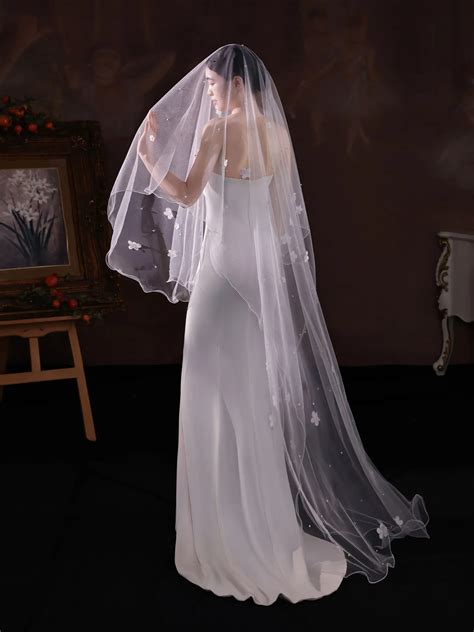 Elegant White Appliques 1.5 m Tulle Wedding Veils 2025