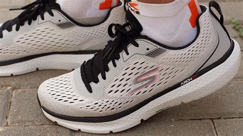 Skechers Gorun Pure 3 Review Un Tesoro Oculto Para Cualquier Corredor