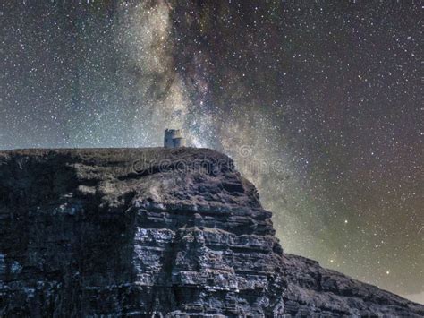 O Briens Turm Auf Der Oberseite Der Moher Klippen Stockbild Bild Von