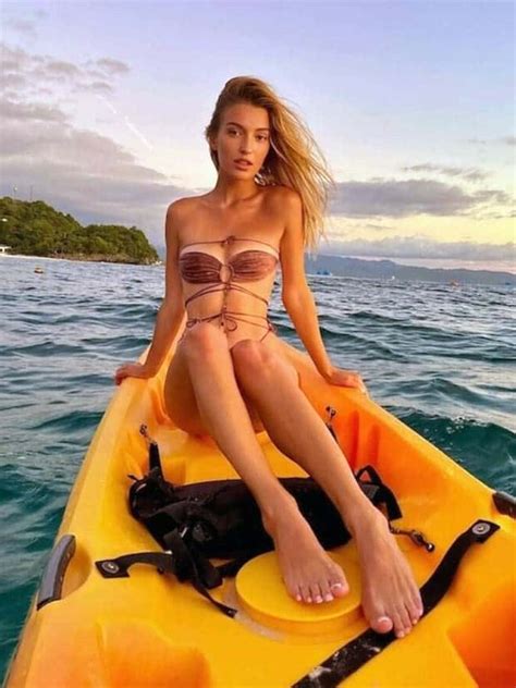 Hot Bikini Girls KLYKER