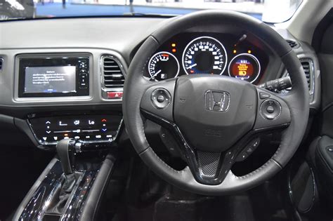 Honda HR-V interior showcased at the BIMS 2017