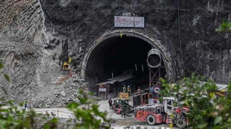 Uttarakhand Tunnel Collapse Highlights Manual Drilling Begins PM Modi