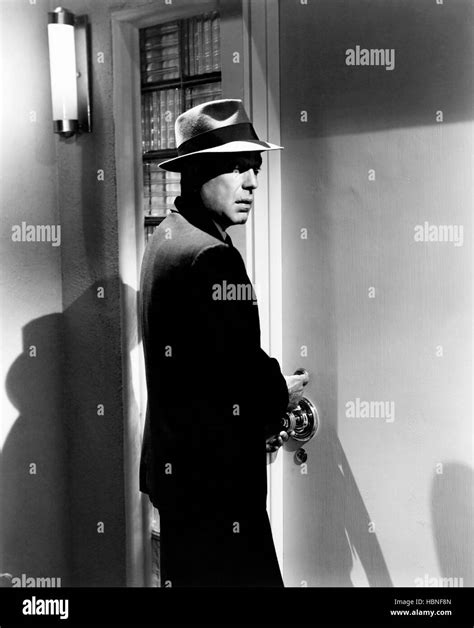 DEAD RECKONING, Humphrey Bogart, 1947 Stock Photo - Alamy