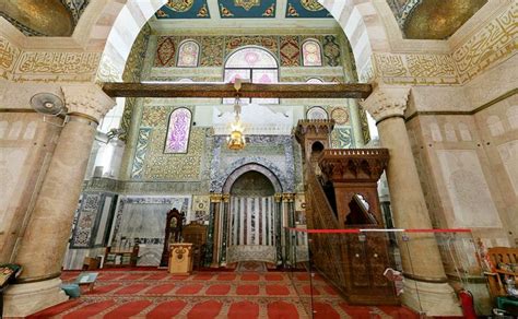 Mihrab and Mimbar of Masjid al-Aqsa - IslamicLandmarks.com