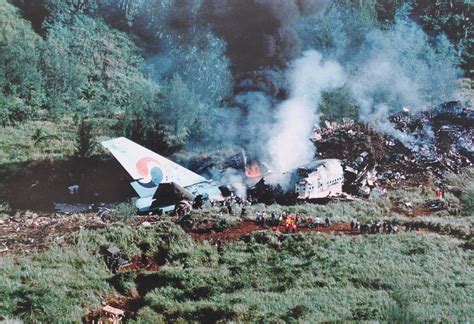 Crash of a Boeing 747-3B5 in Agana: 228 killed | Bureau of Aircraft ...