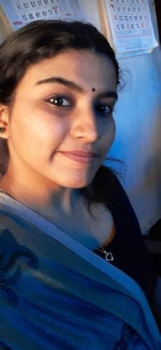 Beautiful Sexy Mallu Gf Selfies Nude Album Pics In Zip MasalaDesi