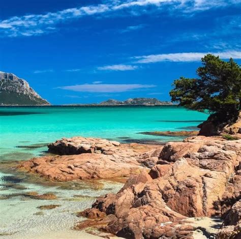 Solve Sardinia Jigsaw Puzzle Online With Pieces