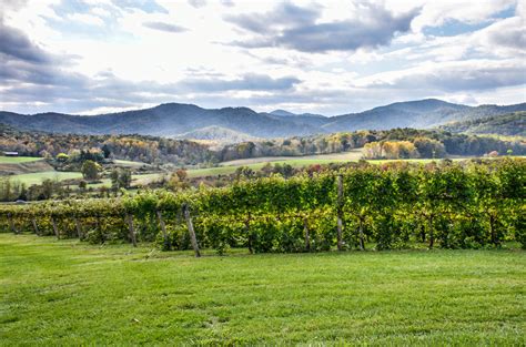 14 Interesting Weekend Getaways In Virginia - Southern Trippers