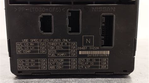 Caixa De Fus Veis Para Nissan Note B Hz A Procarro