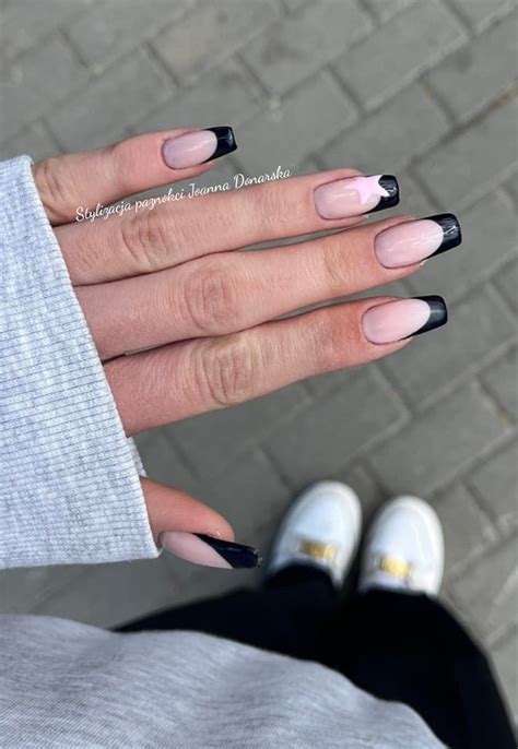 Modny Manicure Na Czerwiec Czarny French Gazeta Pomorska