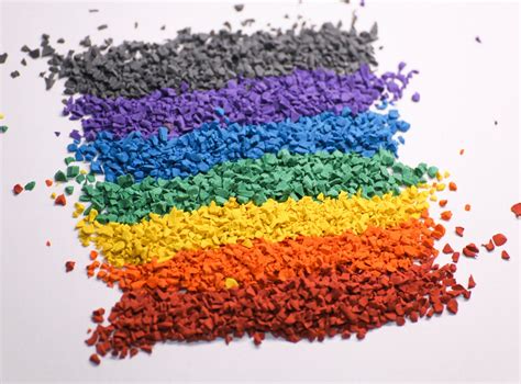 High Rubber Content Colorful EPDM Rubber Granules For Driveway Running