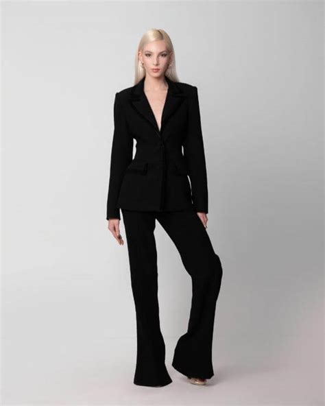 stylish suits  women