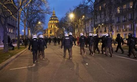 París prohíbe cinco manifestaciones de extrema derecha Grupo R Multimedio