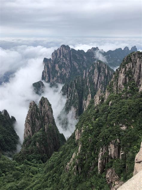 View Of The Sea Of Clouds At Huangshan Mountain China Oc X