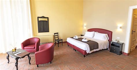 Book One Of The Luxurious Suites Of Hotel Villa Cipressi Varenna