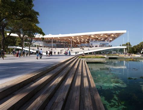 3XN Unveils Sloping Design for Sydney Fish Market | ArchDaily