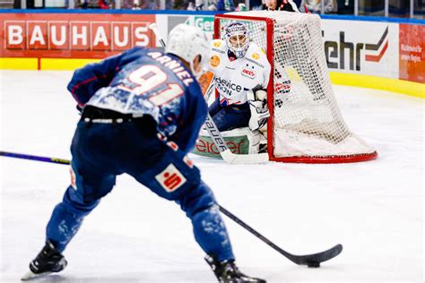 Kaufbeuren Und Kassel Fertigen Landshut Und Ravensburg Ab Derbysieg