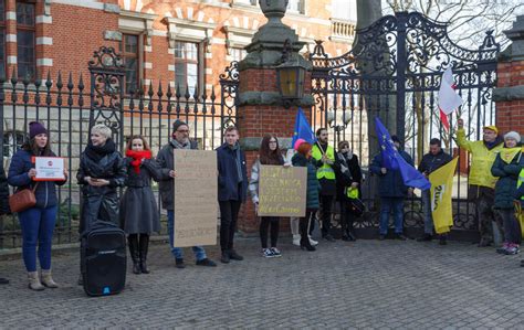 Kurier Pl Protest Pod Kuratorium W Szczecinie Przeciwko Lex Czarnek