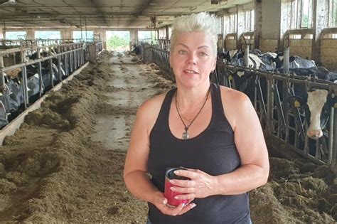 Streit um Tierhaltung Vogtländische Landwirtin soll 210 000 Euro für