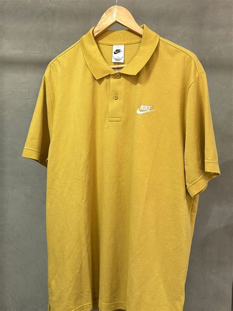 CAMISA POLO NIKE SPORTWEAR MOSTARDA JNoriginalshop