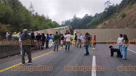 Tr Iler Vuelca En La Xalapa Perote Galer A Alcalorpolitico