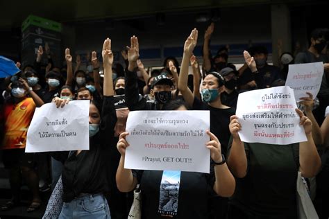 Thousands Of Thais Again Defy Protest Ban In Bangkok Licasnews Light For The Voiceless